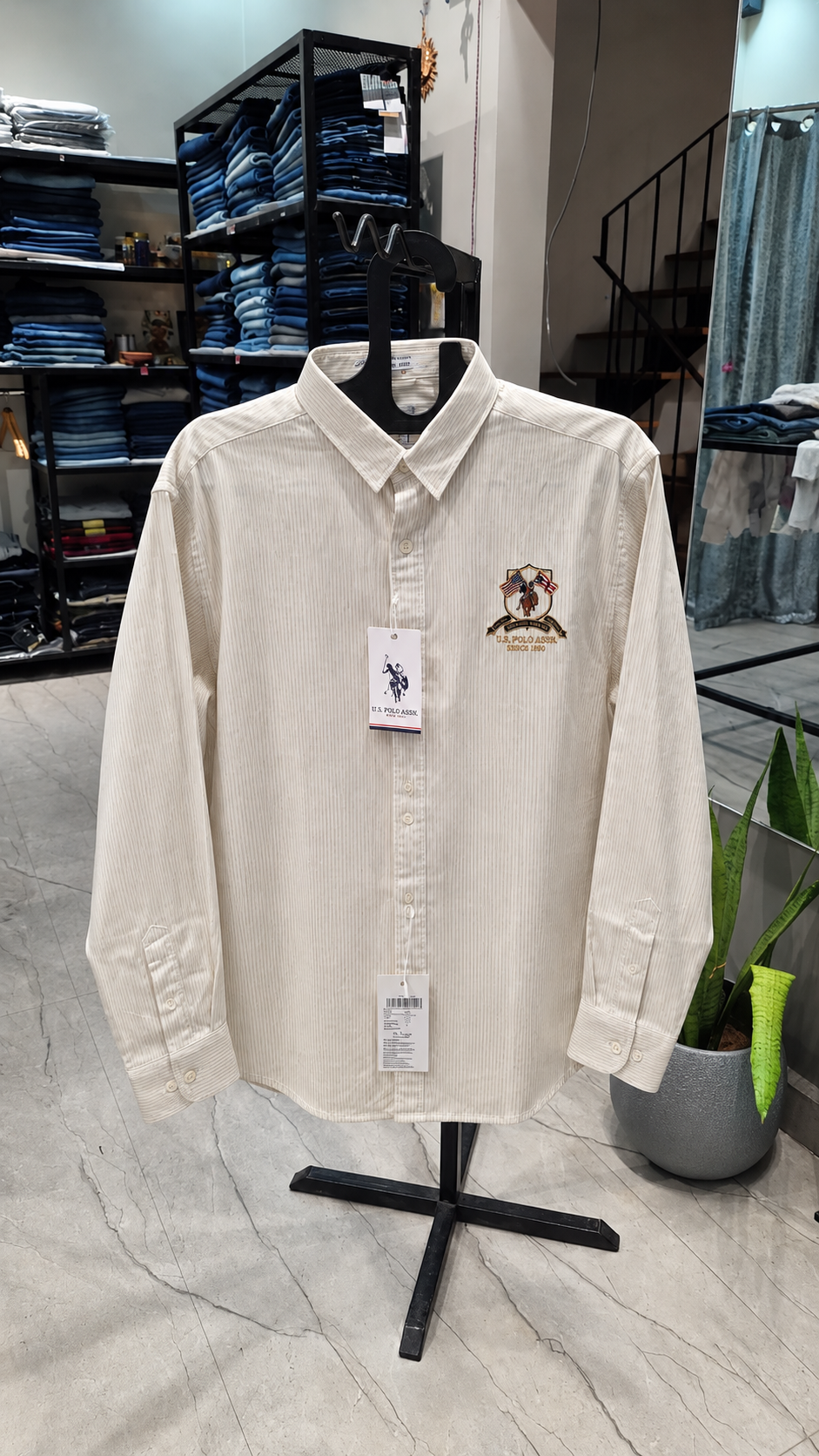 USP_Stripe Shirt