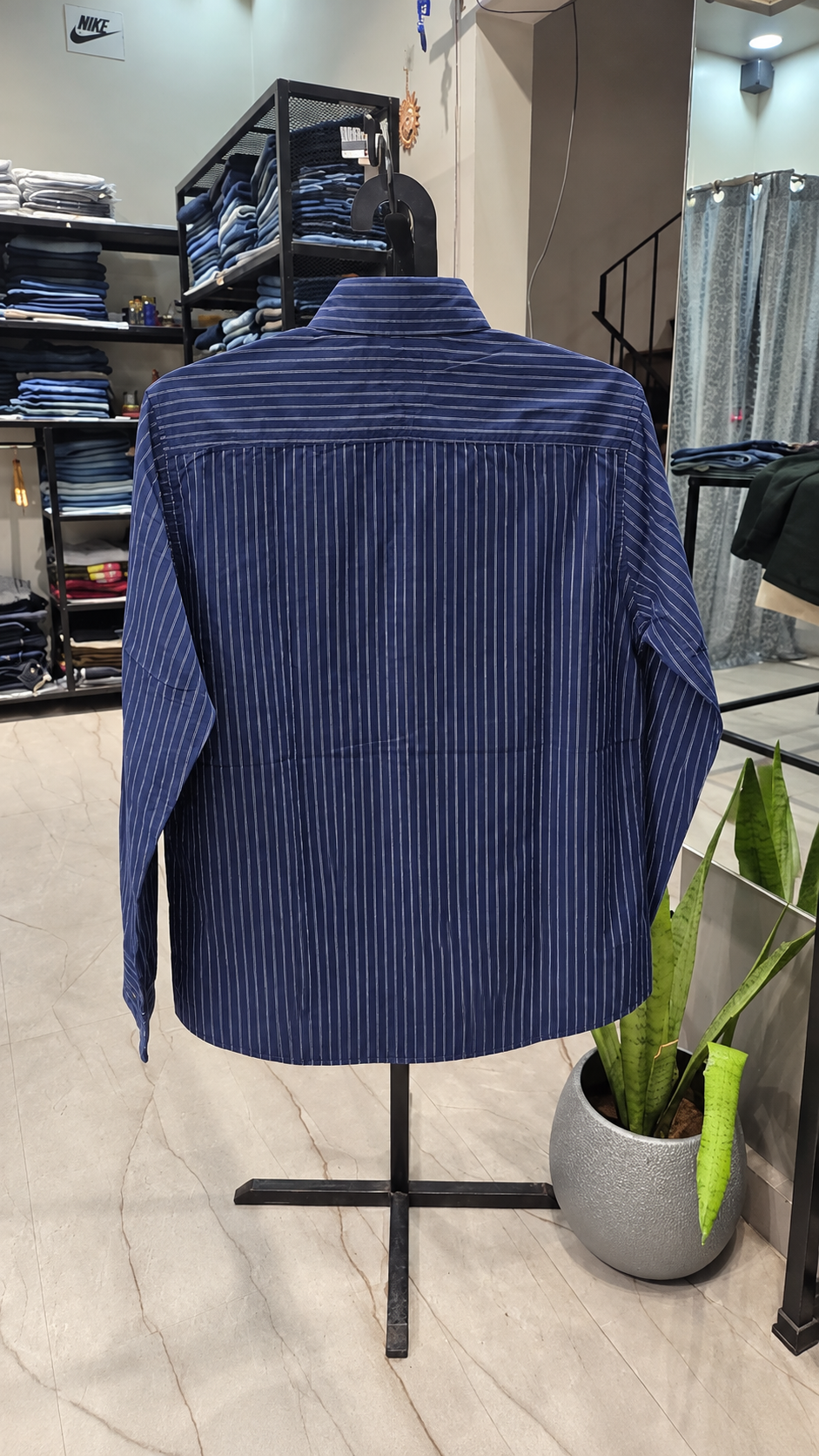 TH_Stripe Shirt