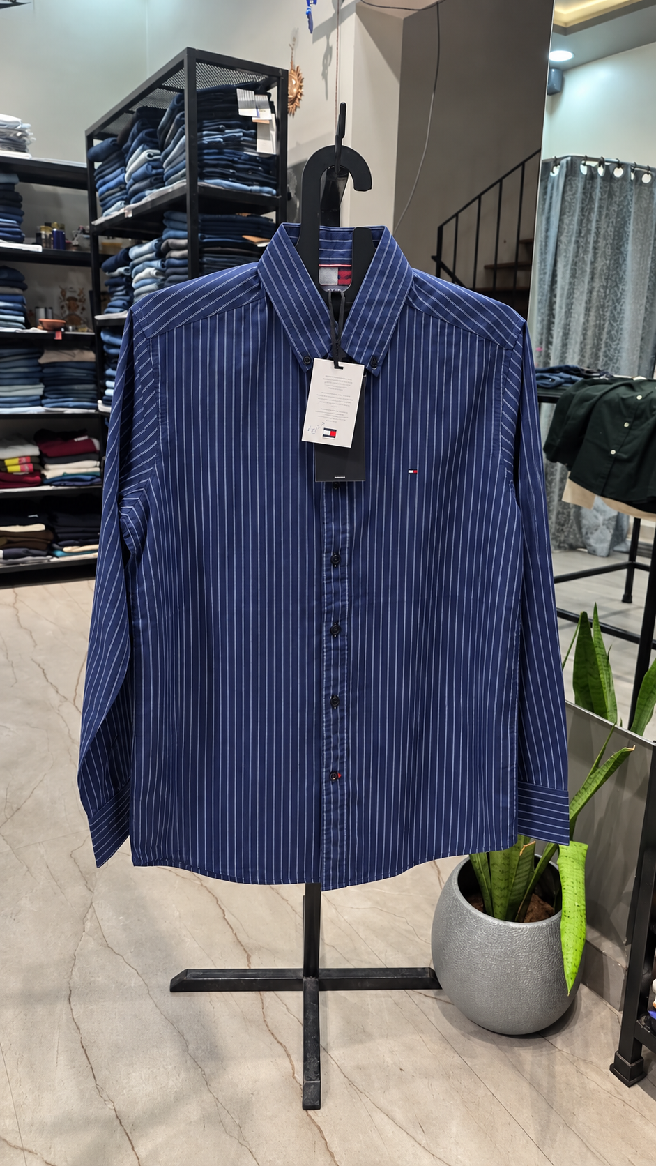 TH_Stripe Shirt