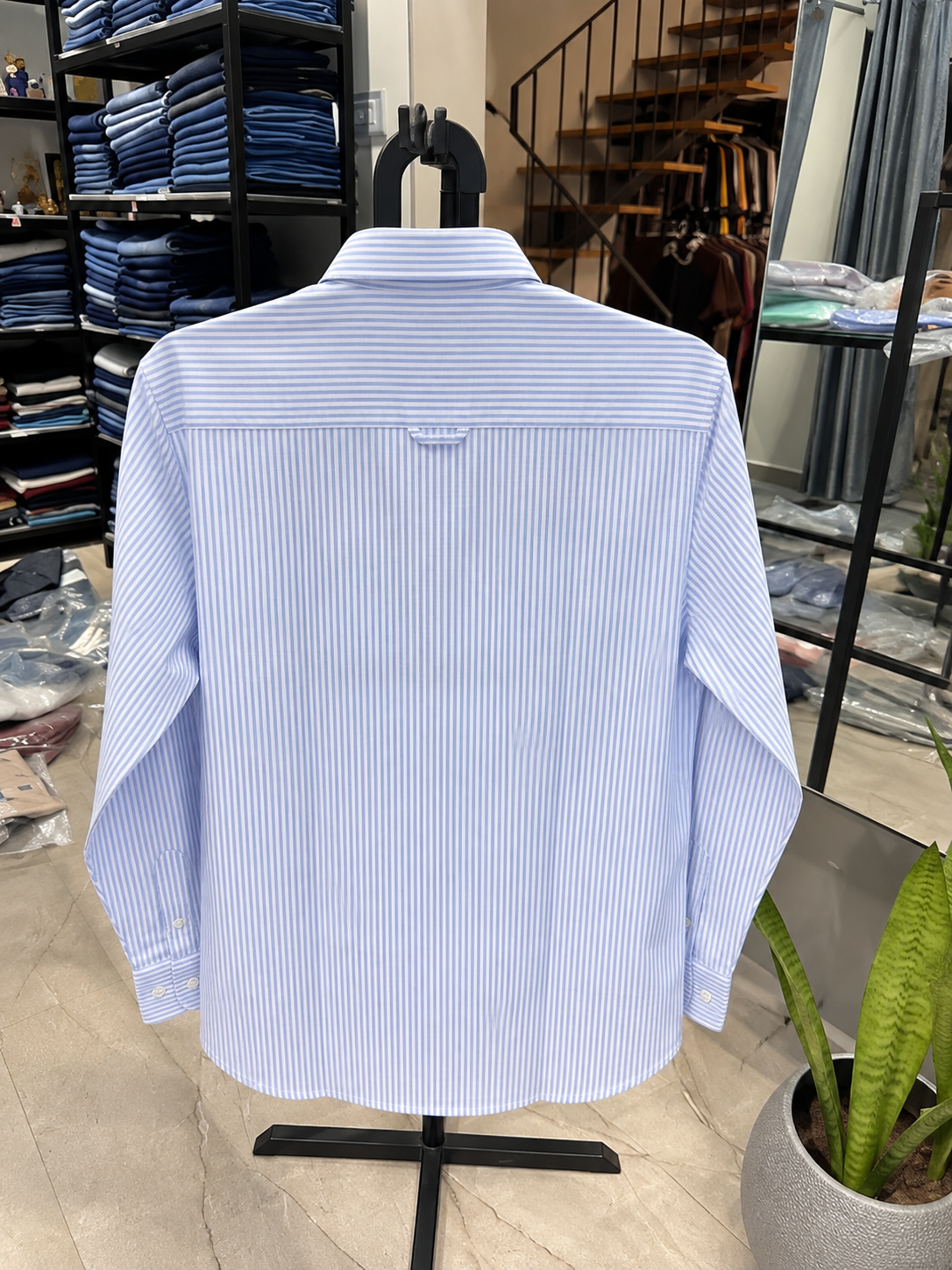 USP_Stripe Shirt