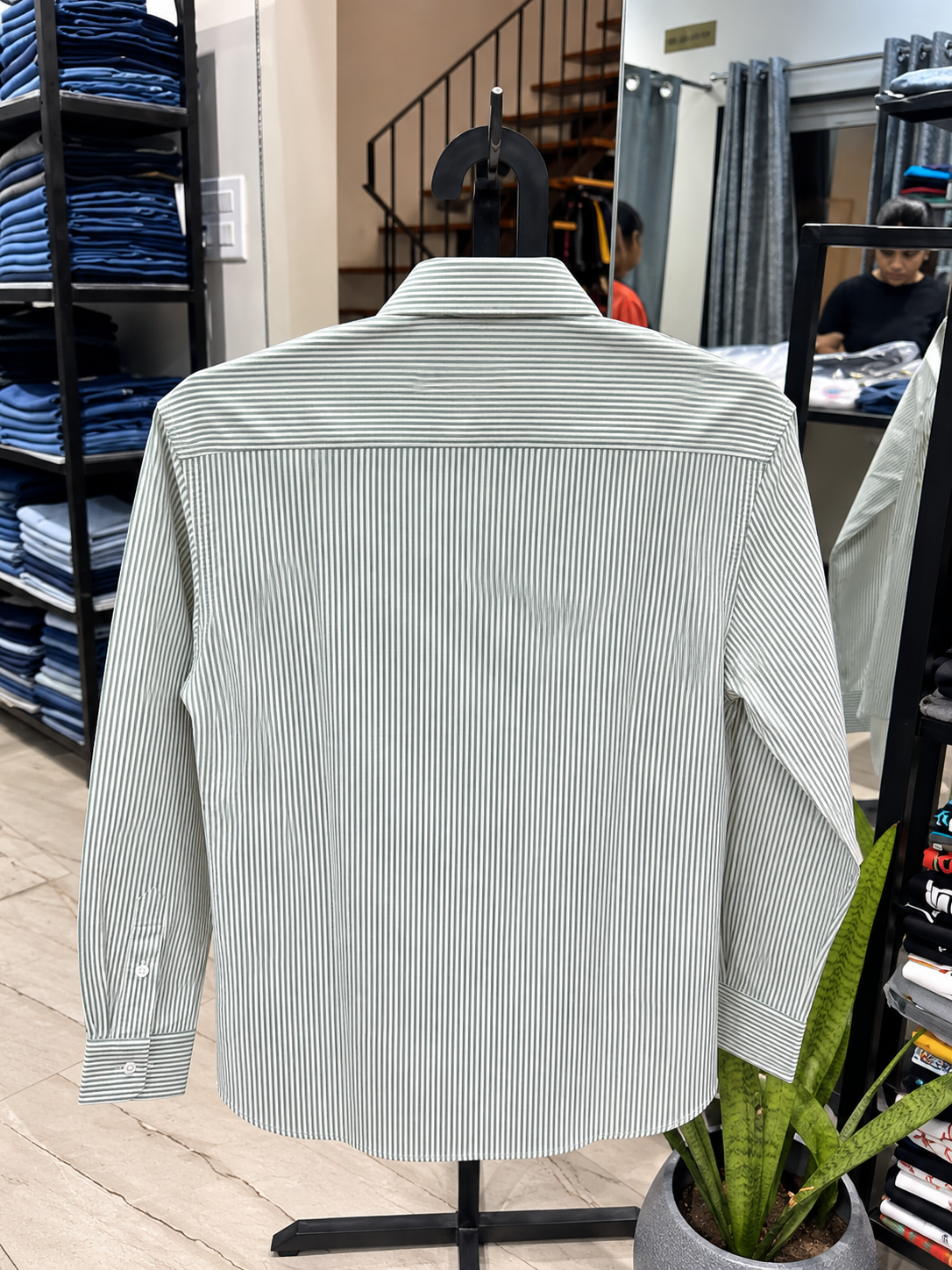 USP_Stripe Shirt