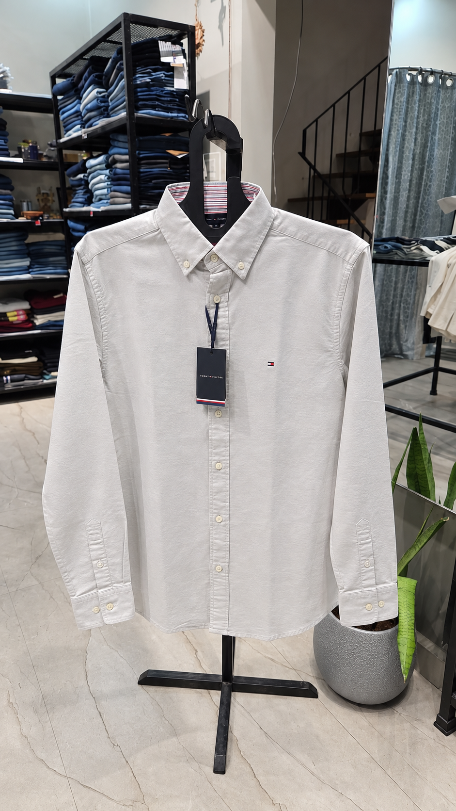 TH_Plain Shirt