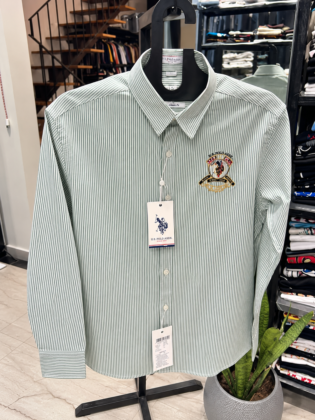 USP_Stripe Shirt