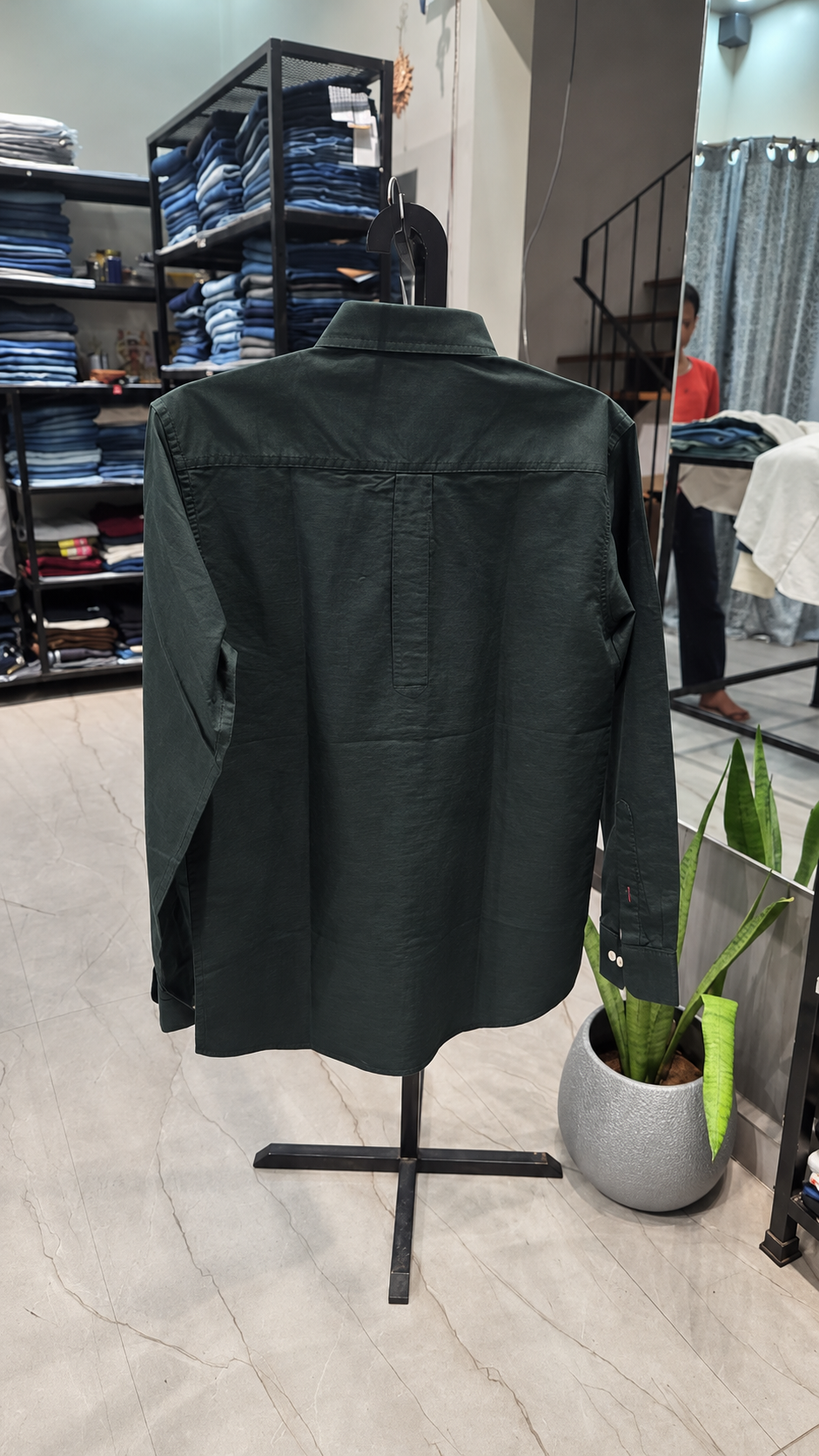 TH_Plain Shirt