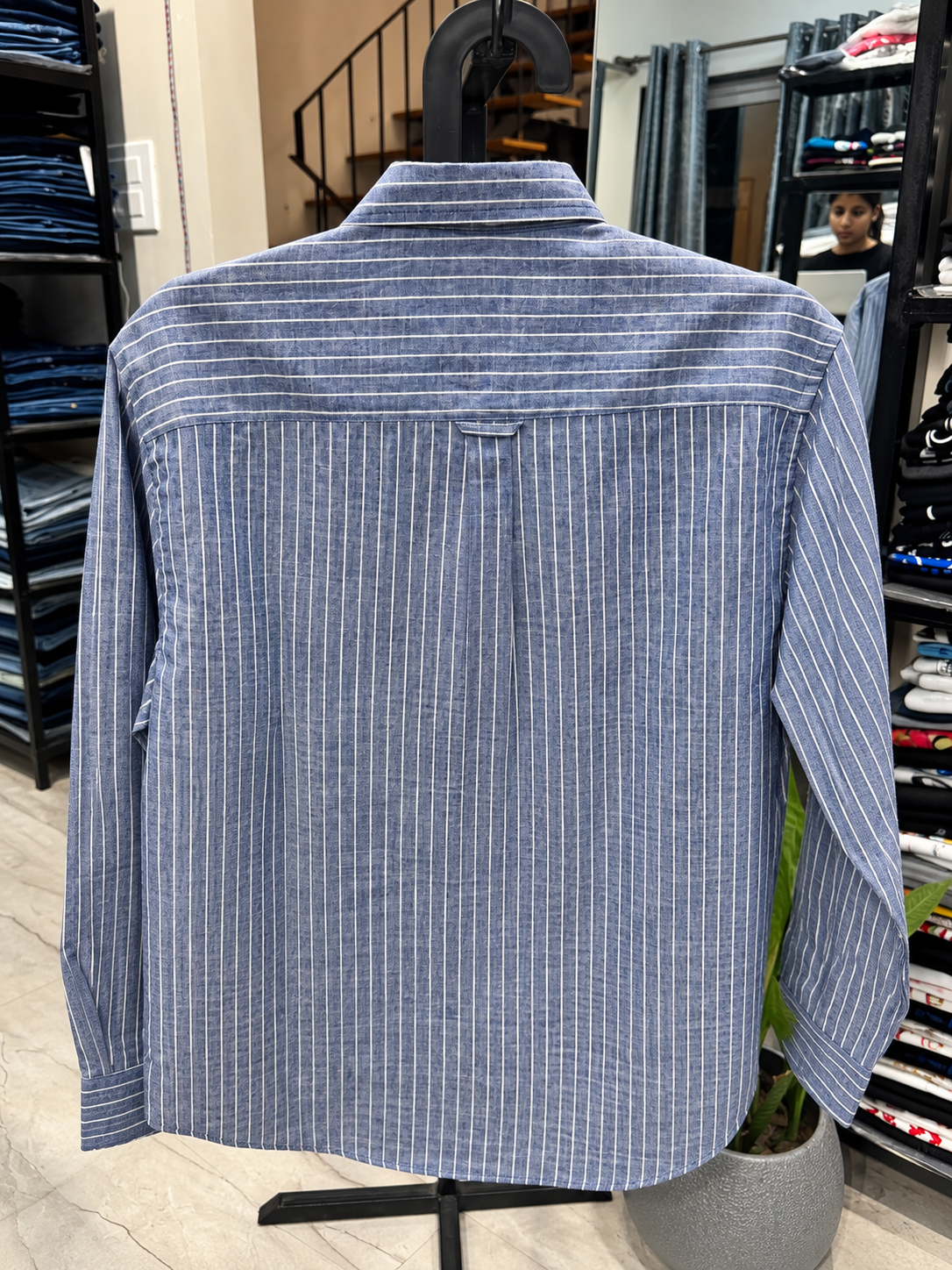 USP_Stripe Shirt