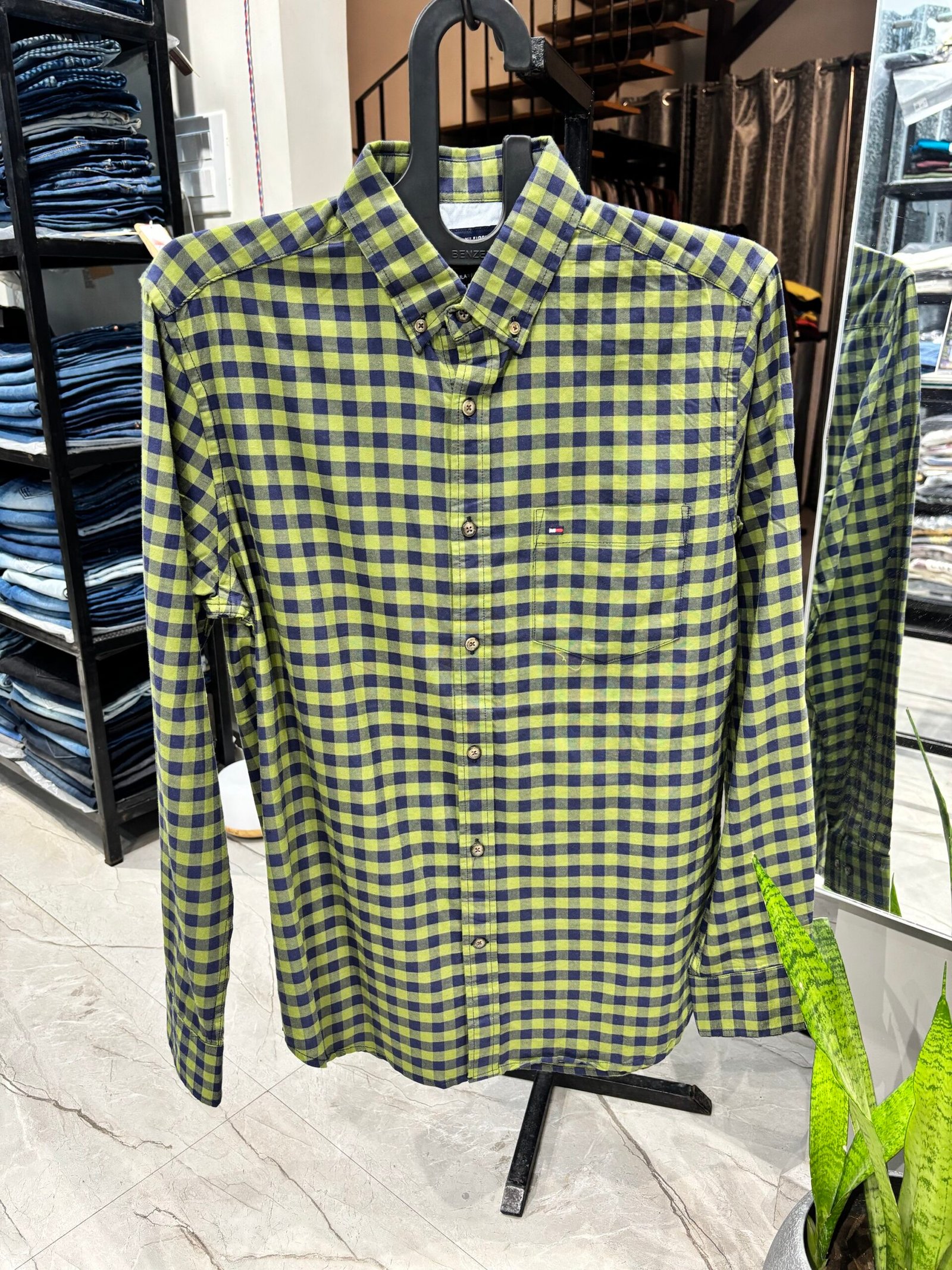 TH_Checked Shirt
