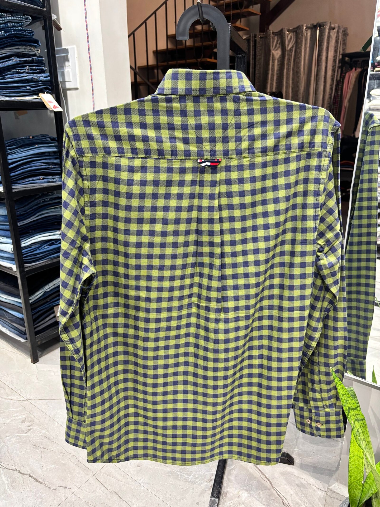 TH_Checked Shirt